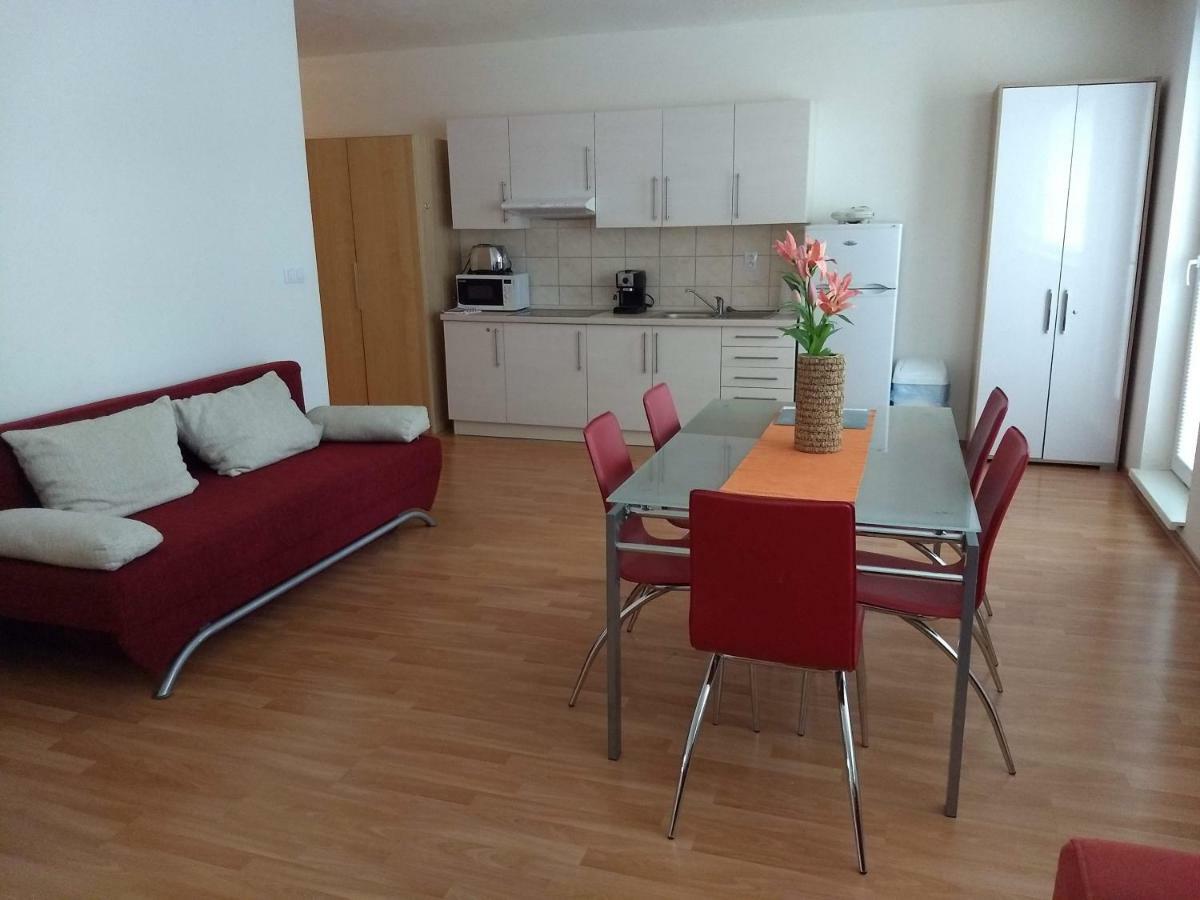 Apartman Na Donovaloch Apartment Доновали Екстериор снимка